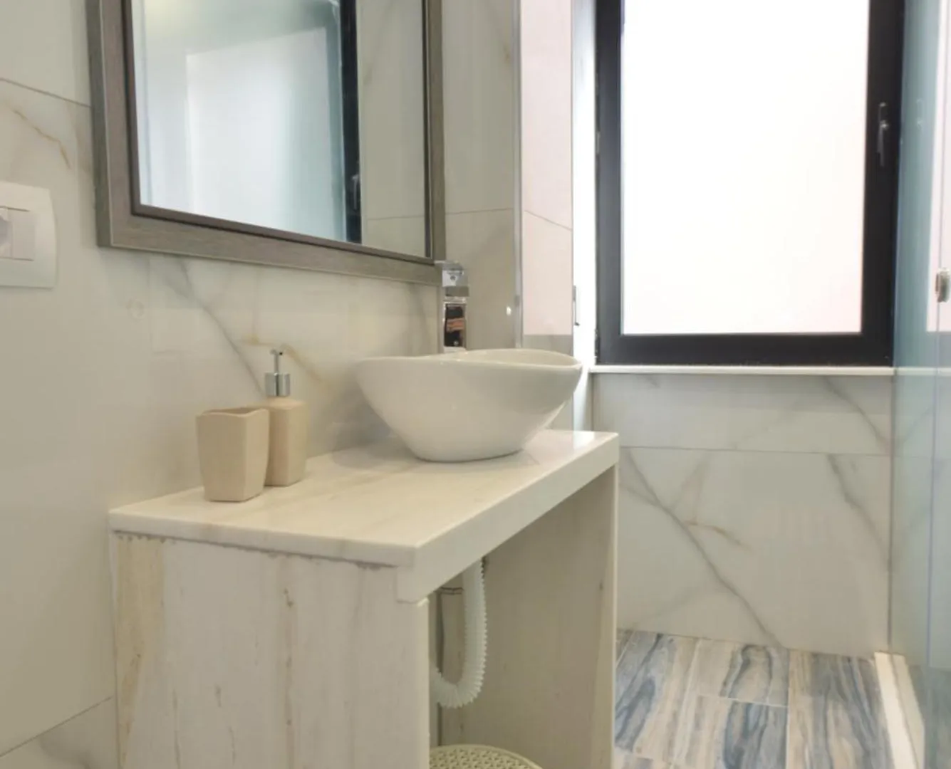 Central Studio Premium Tirana Apartment